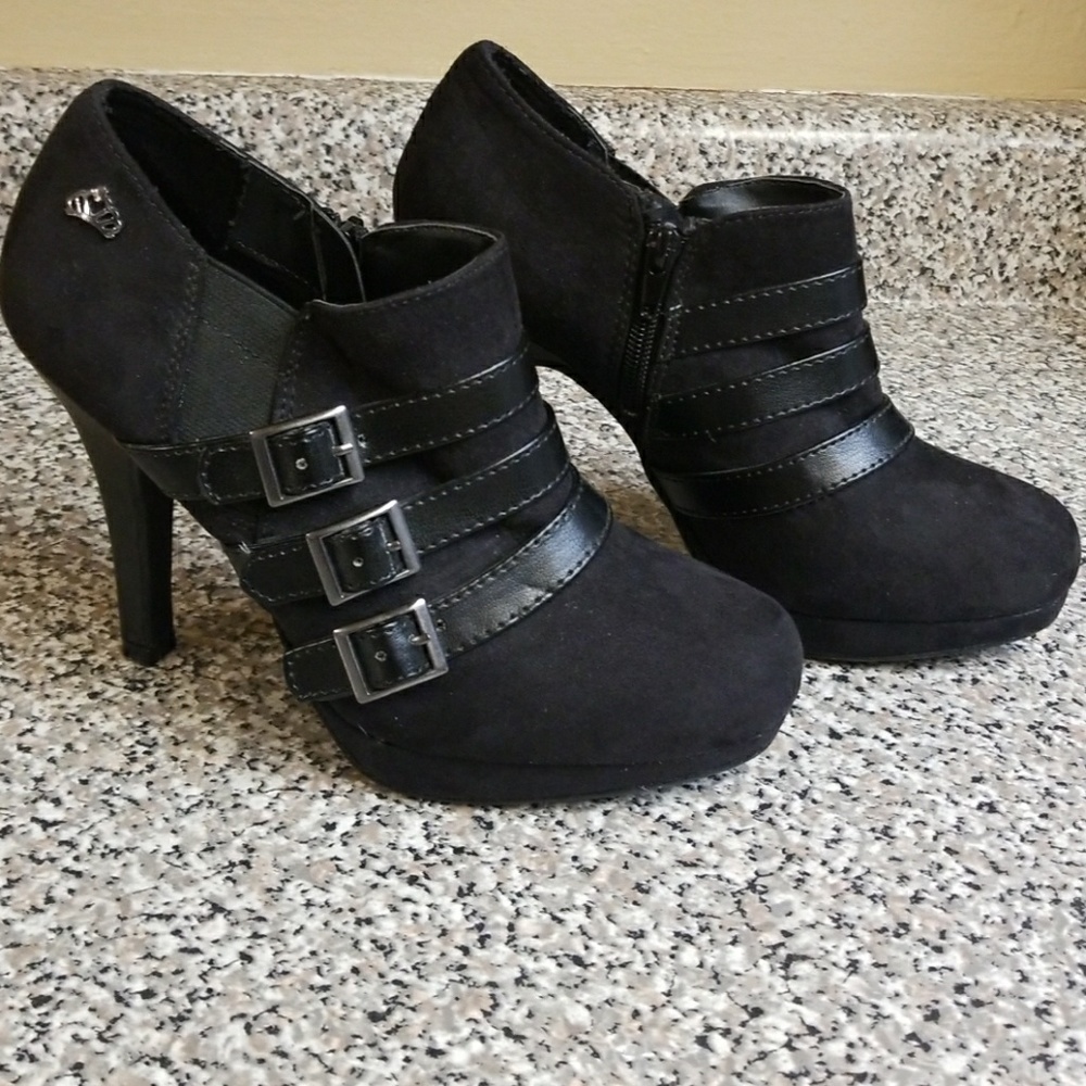 EUC Fergalicious booties